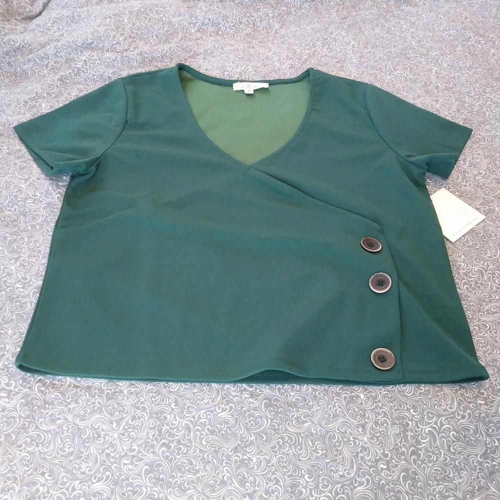 NWT New &Next Hunter Green Crop Top Sz.M
